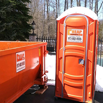 Portable Toilet Rental for Backyard
